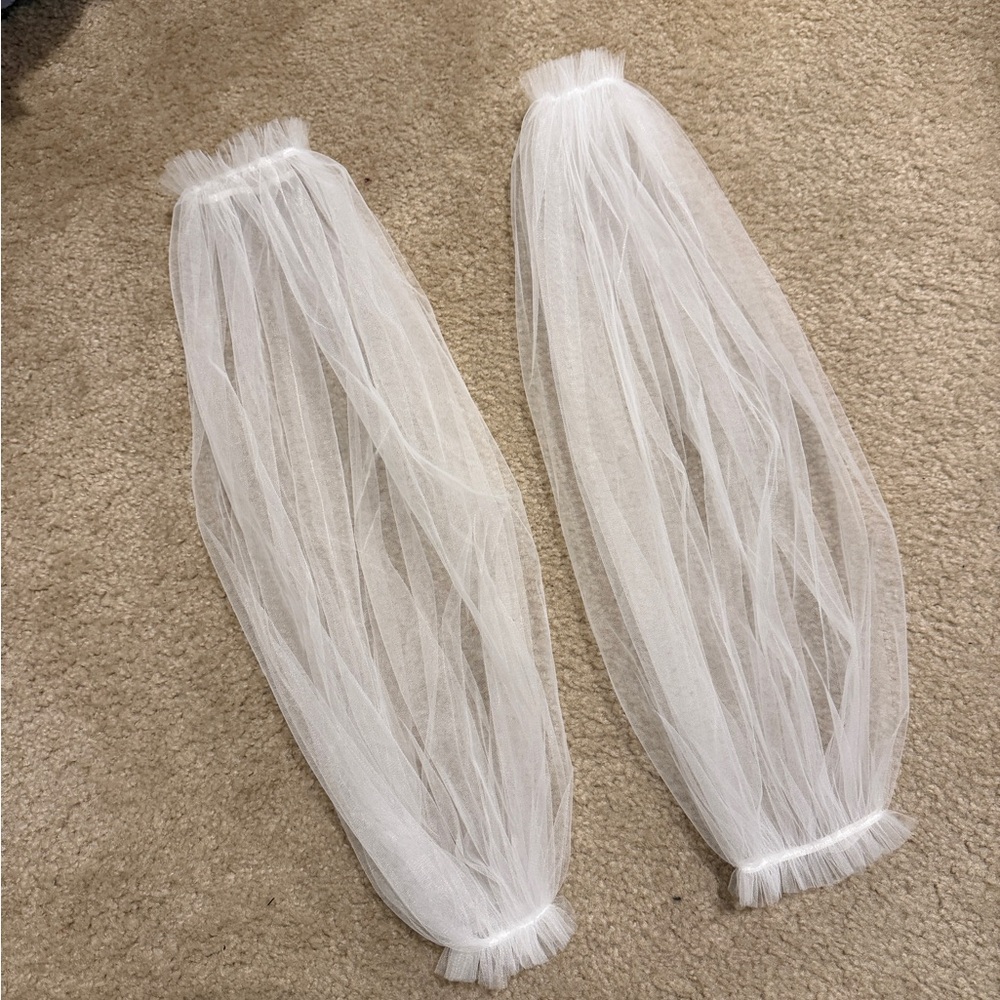 White Tulle Arm Sleeves